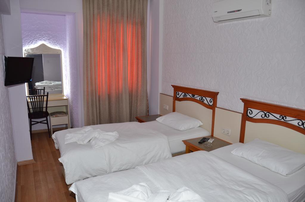Ozturk Hotel Анталья Номер фото