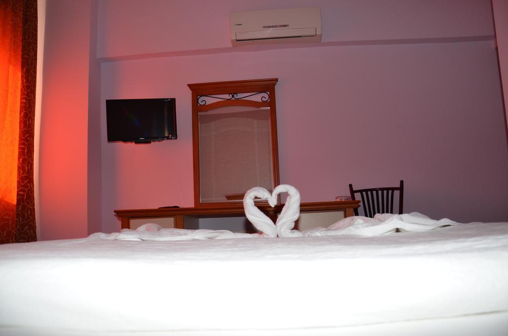 Ozturk Hotel Анталья Номер фото