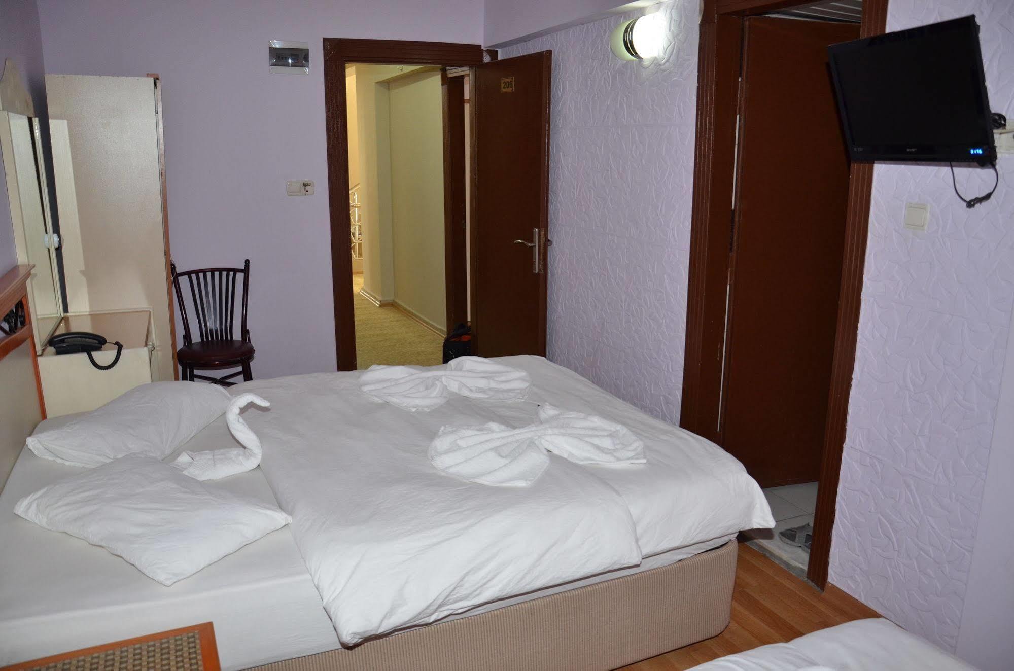 Ozturk Hotel Анталья Экстерьер фото