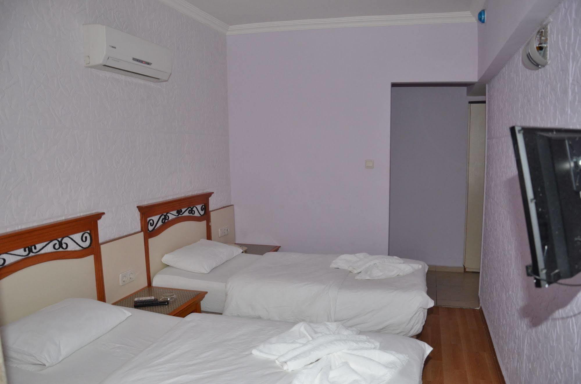 Ozturk Hotel Анталья Экстерьер фото