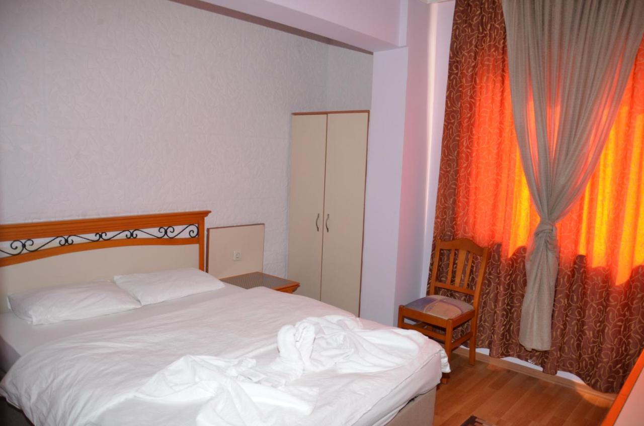 Ozturk Hotel Анталья Экстерьер фото